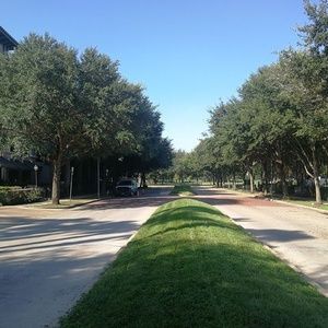 Meet your Posher, Thomas